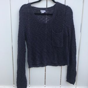 Cropped blue sweater